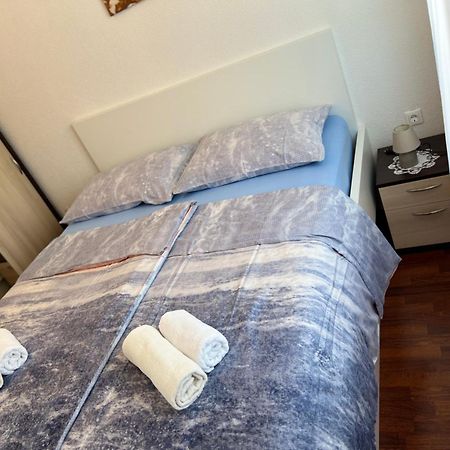 Apartments Mauro Novi Vinodolski Buitenkant foto